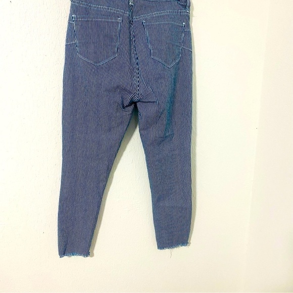 S.O.N.G Curvy High Rise Skinny Ankle Grazer Fringe Hem Pinstripe Jeans Size 5/27 - Picture 5 of 8